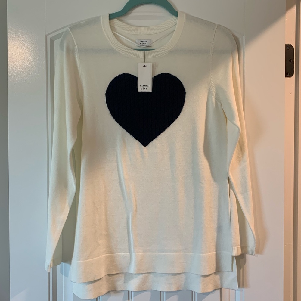Crown & Ivy sweater